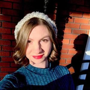 Meet your Posher, Angelina